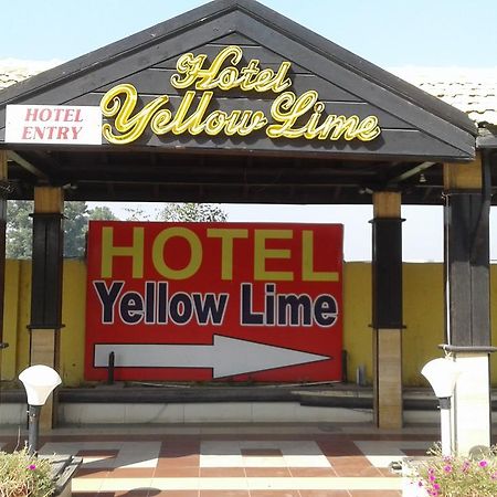 Hotel Yellow Lime Ahmedabad Exterior photo