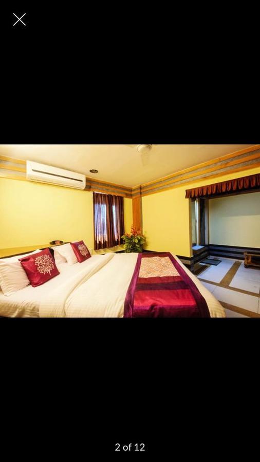 Hotel Yellow Lime Ahmedabad Exterior photo